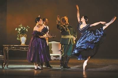 实配网配资 被镜与花映照的茶花女：是情的升华，更是勇的光辉