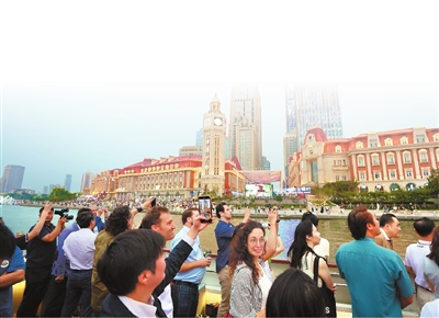 犇牛聚财 2025年夏季达沃斯论坛在津闭幕——这场盛会带来什么，留下什么？